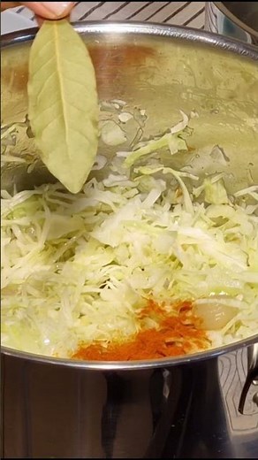 Ciorba de varza dulce cu afumatura | Retete culinare cu Dana Valery #shorts #short #food #soup
