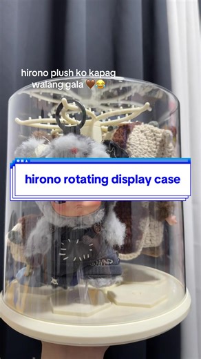 Hirono Plush Rotating Display Case for Organizers