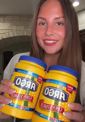 Making cornstarch water chunks🌽#cornstarch #cornstarchasmr #cornstarchchunks #recipe #vlog