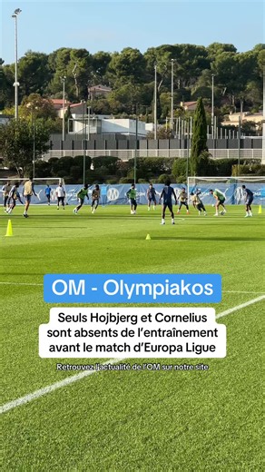 ⚽️ OM - Olympiakos Avant la réception de l’Olympiakos pour la 2e journée de C3, ce jeudi 15 octobre, seuls Pierre-Emile Hojbjerg et Derek Cornelius étaient absents de l’entraînement. Les deux olympiens sont toujours blessés. #marseille #footballtiktok #sports