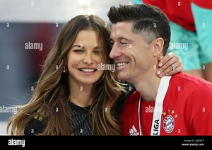 Robert Lewandowski of Bayern Muenchen mit Ehefrau Anna  Deutscher Fussball Meister 2022 FC Bayern MŸnchen  Muenchen Munich , Germany 9.4.2022  FC Bayern Muenchen  VFB Stuttgart  Football Fussball Bundesliga Saison 2021 / 2022 at the Allianz Arena  © diebilderwelt / Alamy Stock Stock Photo - Alamy