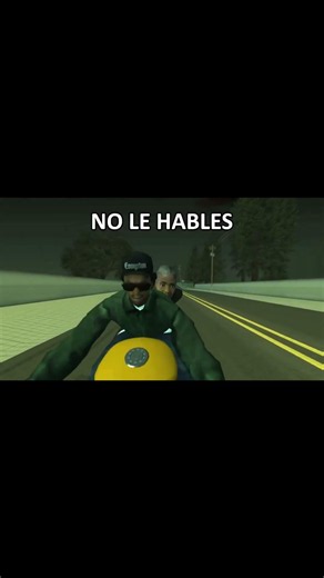 no es una persona... es una alma perdida #gta #aterrador #youtubeshorts #gtasanandreas #viral