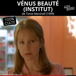 "Mon père a tué ma mère parce qu'il croyait qu'elle le trompait. Et il s'est tué deux jours après parce qu'il s'était trompé." | Cineseries.com