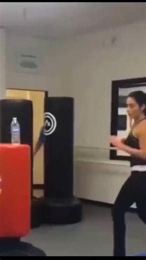 applestar.gresik on Instagram: "SOLUSI IPHONE TANPA NABUNG LAMA! 🍎🔥 Mau iPhone tapi dana mepet? Tenang, di @applestar.gresik bisa KREDIT CUMA MODAL KTP! Benefit Melimpah: 🛡️ Garansi Unit 10 Hari & Cek 1 Tahun. 🔌 Free Adaptor MFI Garansi 5 Tahun. 📱 Free Aksesoris Lengkap (Softcase + TG). ☁️ Free Buat iCloud & Update iOS Lifetime. Tunggu apa lagi? Syarat gampang, proses aman, bonus nyaman. 📍 Jl. Brotonegoro 15 (Sebelah Hidayah Futsal). 🕙 10.00 - 21.00 WIB. #iPhoneGresik #AppleStarGresik #kr