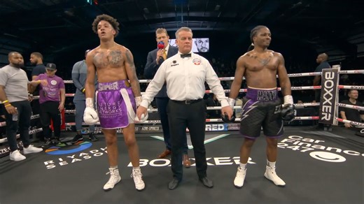 20K views · 82 reactions | 'Super Mario' BEATS Zion 壘 Mario Silva and Emmanuel Zion go the distance with Silva winning the six-rounder 59-56  | Sky Sports Boxing | Facebook
