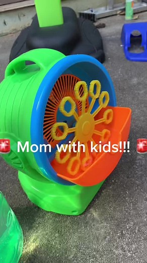 Bubble Machine #walmart #target #summertimefun #toddlers #kids #bubbles #activity #outdoor