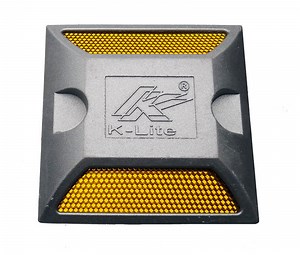 [Hot Item] Aluminum Road Stud Raised Pavement Marker with Pillar