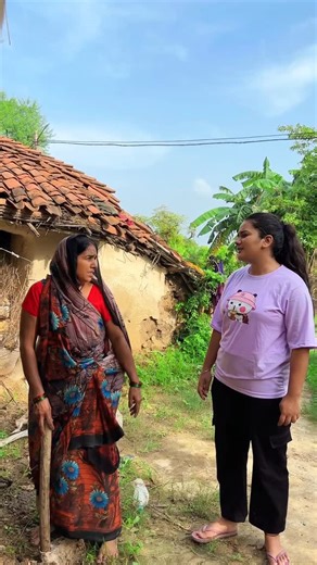 Shreya Dwivedi on Instagram: "Dadi dekh lihin藍 #funny #comedy #explorepage #bghelicomedy #viralvidoe #foryou #rewa #shreyadwivedi #viral #trending #instalike #reel #instagram"