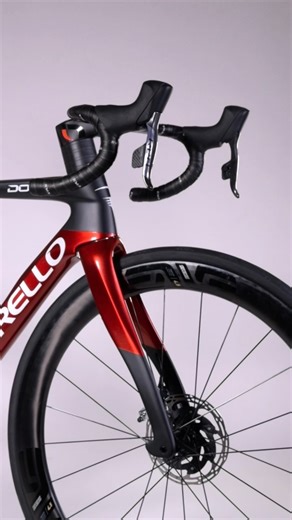 🔧 A custom-built Pinarello Dogma X from start to finish! 🌴 This one is shipping to Florida for Alex L. to enjoy. Visit the link in our bio to custom-build your dream bike. The build specs: Frameset: Pinarello Dogma X Drivetrain: Sram Red AXS Wheelset: Enve SES 4.5 Tire: Continental GP5000 S TR Cockpit: Most Talon UL Integrated Bar & Stem #cyclelife #bikenerd #cyclingaddict #destinationeverywhere #rideabike #cycle #therideahead #cyclinglife #cycleworld #cycling #pinarellobikes #instacycling #pi