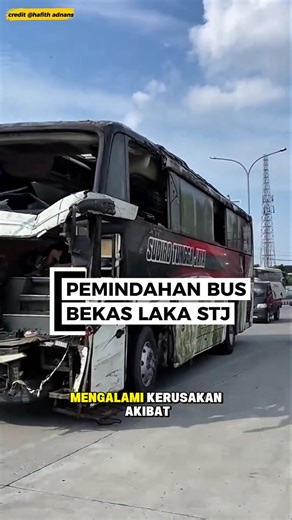 Bus bekas laka stj di pindahkan #stj #bus #sudirotunggajaya