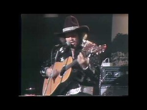 David Allan Coe - The Outlaw - Live 1975 (Improved Audio)
