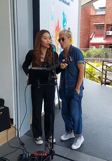 Magic Concert Live: Amy Search Performance