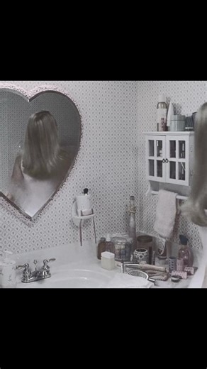 Exploring Coquette Style: 60s Inspiration for Today