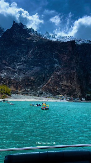 Explore the Stunning Beauty of Attabad Lake and Hunza Valley