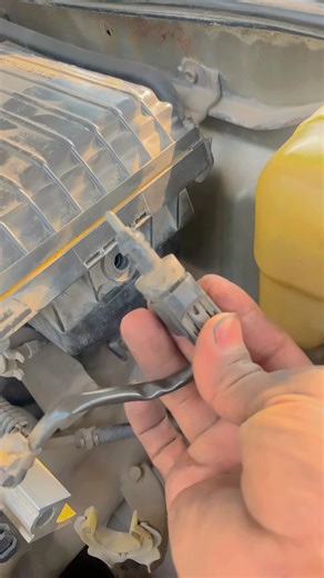 How to Fix Intake Air Temperature Sensor ⚠️ Ye Fault Engine Power Kam Kar Deta Ha #shorts #mechanic