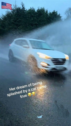 SPLASH US Sitting in the rain getting splashed by cars #funnyvideo #splashus #happyvideo #splashed