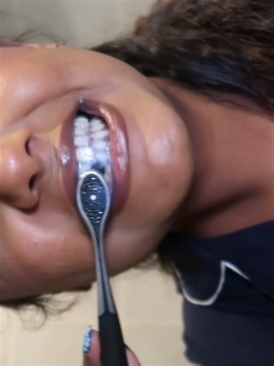 Can anyone else relate to the Sunday scaries? 😳 *Instant effect is temporary **by removing surface stains with twice daily brushing. Individual results may vary. #Colgate