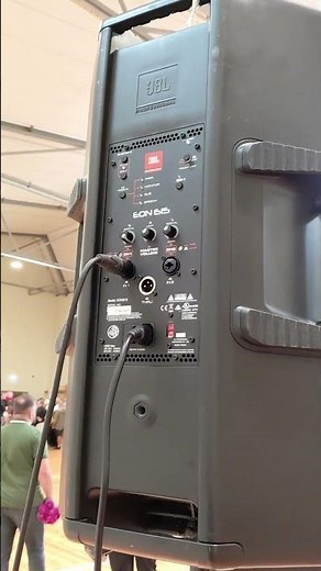 JBL EON 615 Powered PA 15inch Speaker