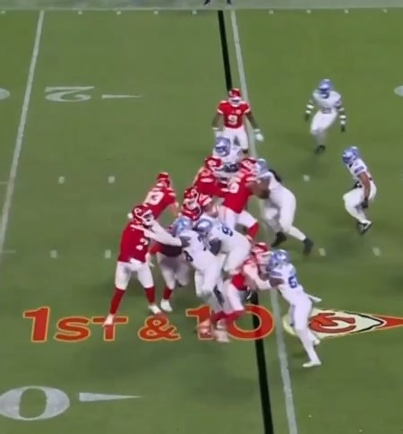 This is why Brian Branch was pissed at JuJu Smith-Schuster. And NO penalty for illegal Block in the Back was called. | Gary Kruse