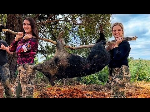 Craziest Hunt Ever - Wild Boar Feral Pig Catch & Cook Australia 2022