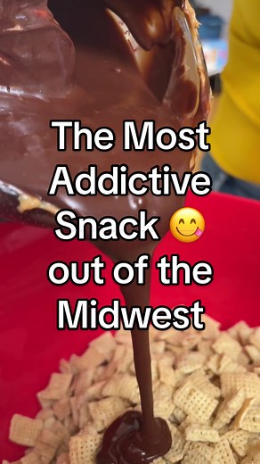 The most Addictive Snack out of the Midwest 😋 Your family will love this easy and delicious classic Puppy Chow recipe with a protein twist! #puppychow #midwest #yummyfood #snacks #easyrecipes #chocolate