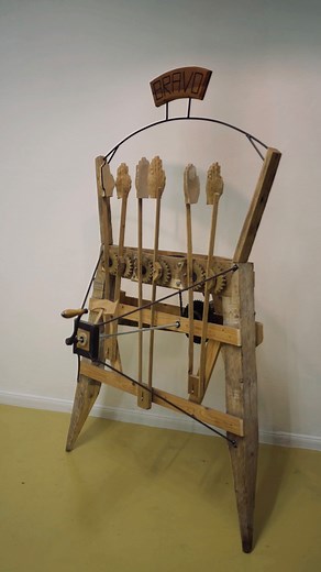 Jakob Grosse-Ophoff on Instagram: "applause machine . . 2023 #applausmaschine #applause #machine #art #applaus"