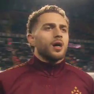 Ben söyleyeyim kardeş. Çünkü yurtdışındaki hakemler genelde rakibini tekme tokat döverek adam geçmeye, en ufak temasta kuyruğuna basılmış kedi gibi ciyaklamaya müsamaha göstermiyor.