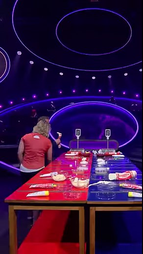 Die Gesichtsausdrücke bei "Ausquetschen" von Elena Miras sind einfach top 😆 #SchlagDenBesten #ElenaMiras #HildeGerg #Elton #Ausquetschen #RTL | RTL