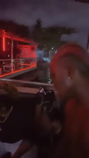 56 reactions | Portable Zazu all out with men that matters and magnito during after the video shoot, men really mount 礪礪 | Zeh Nation | Facebook