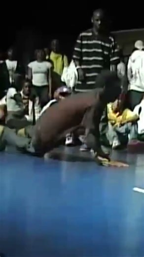 Throw back Krump battle #krump #dance #battle e