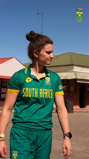 A Moment in History 🏆 Our captain joined England’s skipper for a shoot at the iconic Big Hole in Kimberley, celebrating the upcoming ODI series with a touch of heritage and history. From posing with the series trophy by the legendary diamond mine to exploring the Old Town’s century-old artifacts, this was more than just a photoshoot—it was a celebration of legacy and progress. Who’s ready to make history on the field?#AlwaysRising #WozaNawe #BePartOfIt | Cricket South Africa