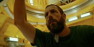 Spaceman Review: Adam Sandler's Stellar Performance Can't Overcome The Sci-Fi Script's Shortcomings