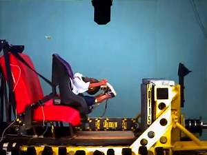 When to use a Locking Clip - Car Seats For The Littles