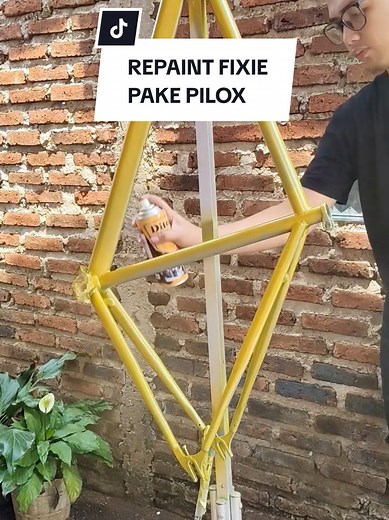 nyoba repaint sepeda fixie pake pilox (sharing) bukan tutorial cik😹 #fixie #repaint #pilox #pilok