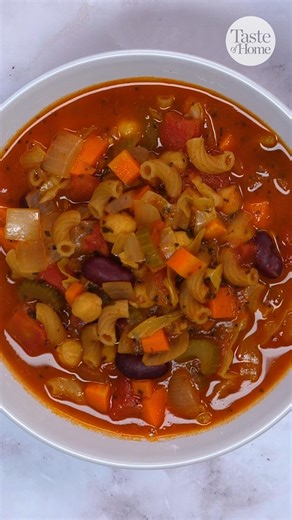 18K views · 61 reactions | It's hearty, incredibly comforting and a breeze to make! Full recipe here: bit.ly/3VrGlvh | Taste of Home | Facebook