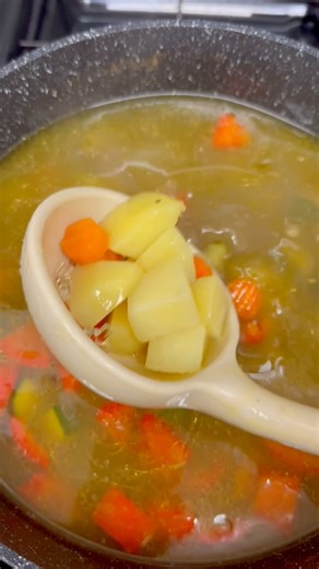 25K views · 73 reactions | What was supposed to be a warm, comforting pot of potato soup turned into an accidental kitchen disaster. The lid exploded with a loud pop, sending shards of glass straight into the broth. Needless to say, dinner was canceled, but at least the story lives on. #KitchenFails #cooking #explosivecooking #soupseason #foodie | Thyme 4 Cooking | Facebook