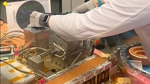 Video: Imperial College researchers build bio-reactors to grow food in space