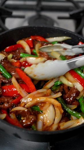 Delicious and Simple Beef Stir Fry Recipe - Best Meal of the Week!