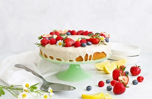 Gluten-Free Lemon Cake That Tastes Like Sunshine!