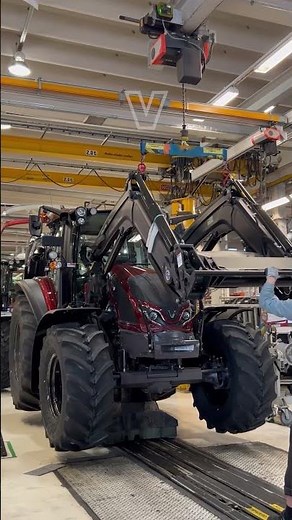 Manufacturing Monday | Front loader attachment 💯 #valtra #tractor #manufacturing