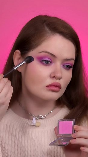 Spring Makeup Tutorial: Pink Eyeshadow Application
