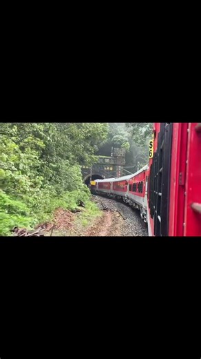 🎬Is Train 🚉 journeys is boring? Really? #trainjourney #maharajaexpress #railway #indianrailways