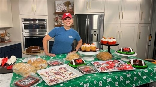 Simple Simon Bakery showcases tailgate treats on Good Day Wisconsin