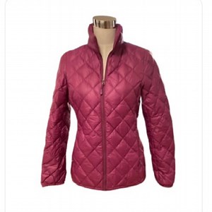 32 Degrees WOMEN'S ULTRA-LIGHT DOWN PACKABLE Jacket in Plum