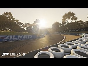 Forza Motorsport 5 - V8 Supercar at Mount Panorama Gameplay