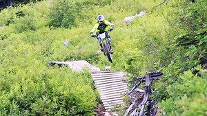 Video of Thursday Night Throwdown Race #1! Once again, thanks to all the awesome racers; we hope to see you all for race #2 this Thursday the 21st! | Stevens Pass