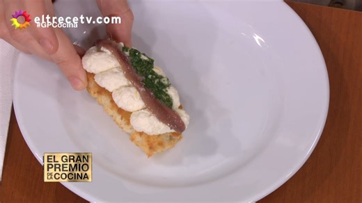 Expertos en anchoas en El Gran Premio De La Cocina: Los competidores debieron replicar un plato de Xime Sáenz en el primer día de semifinal. | eltrece
