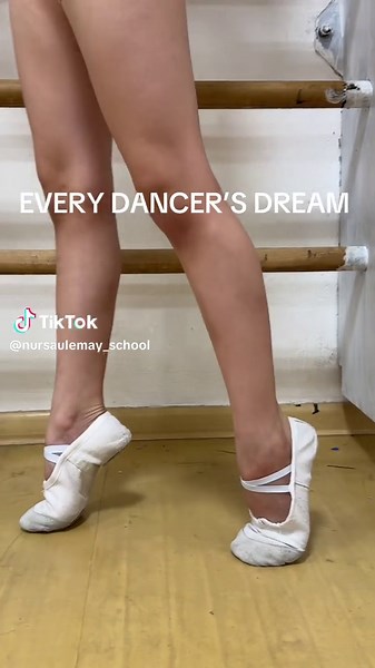 Mastering Pointe Shoes for Ballet Dancers