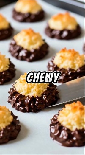 Healthy Coconut Macaroons 🥥 Sweet & Easy Cookies!