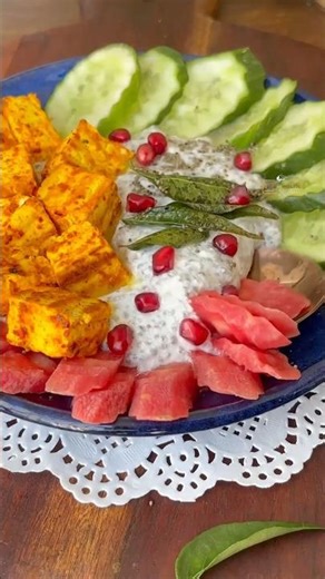 Breakfast bowl with Yogurt chia seeds & paneer #easynutrition #recipe #healthybreakefast #easy #food